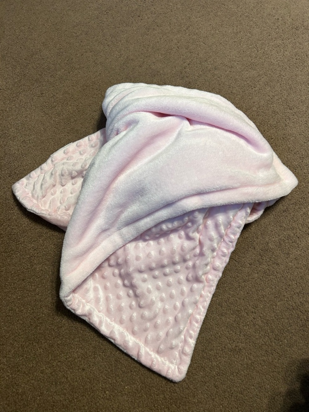 Soft Pink Baby Blanket & Neck Pillow Set - Picture 5 of 5